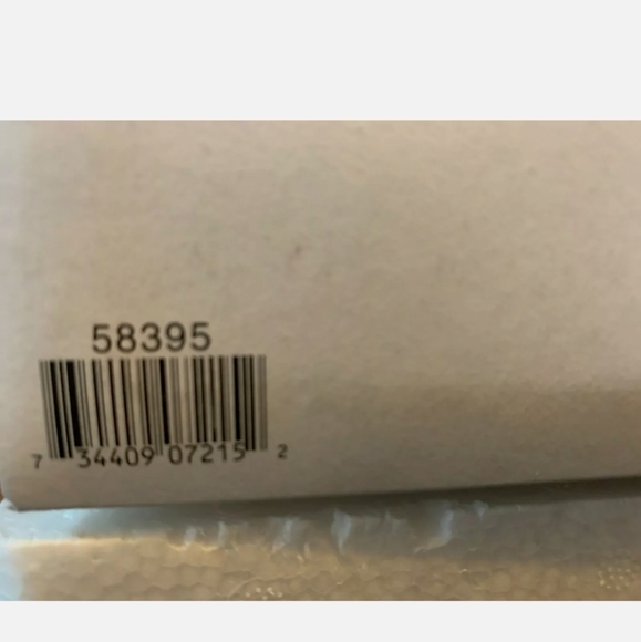 Deot 56 tending the New calves - Picture 11 of 11